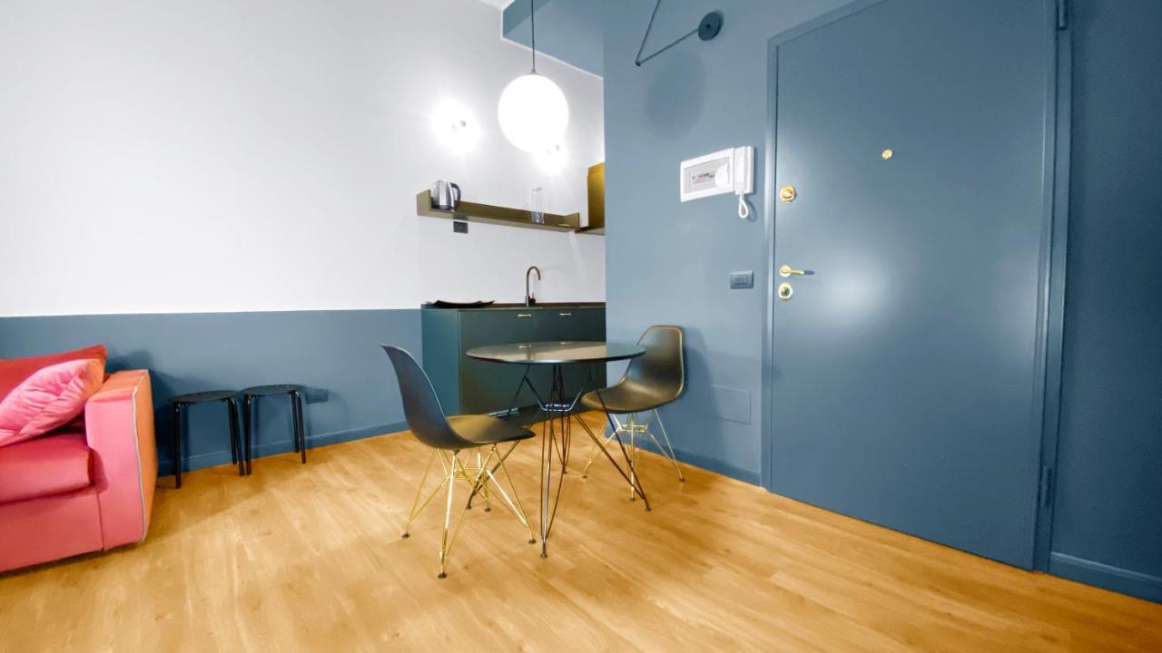 Bnb Capital Milano Central Station - Red Exterior photo